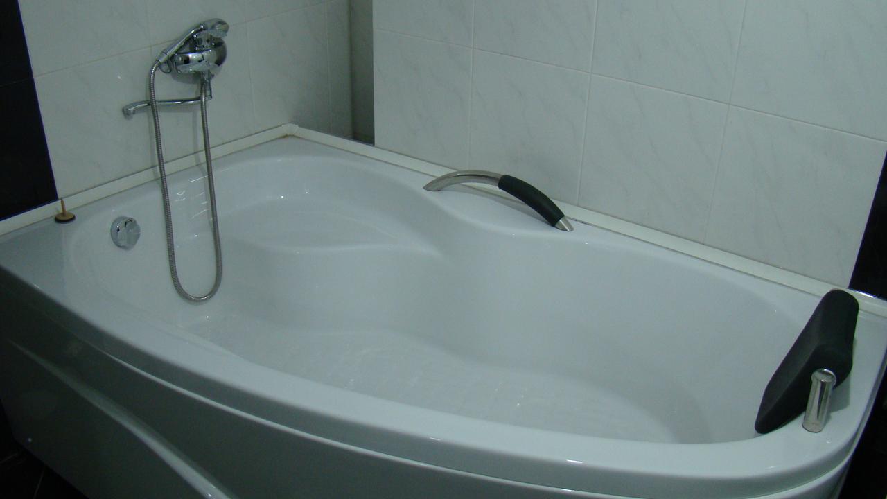 Hotel White Neptun Georgia Тбилиси Екстериор снимка