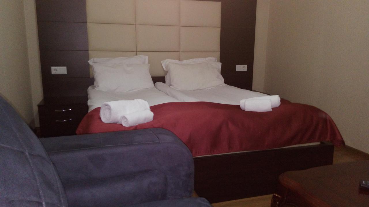 Hotel White Neptun Georgia Тбилиси Екстериор снимка