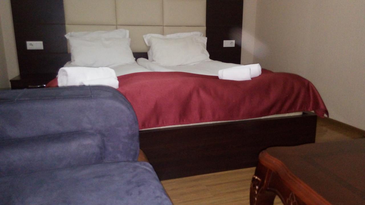 Hotel White Neptun Georgia Тбилиси Екстериор снимка